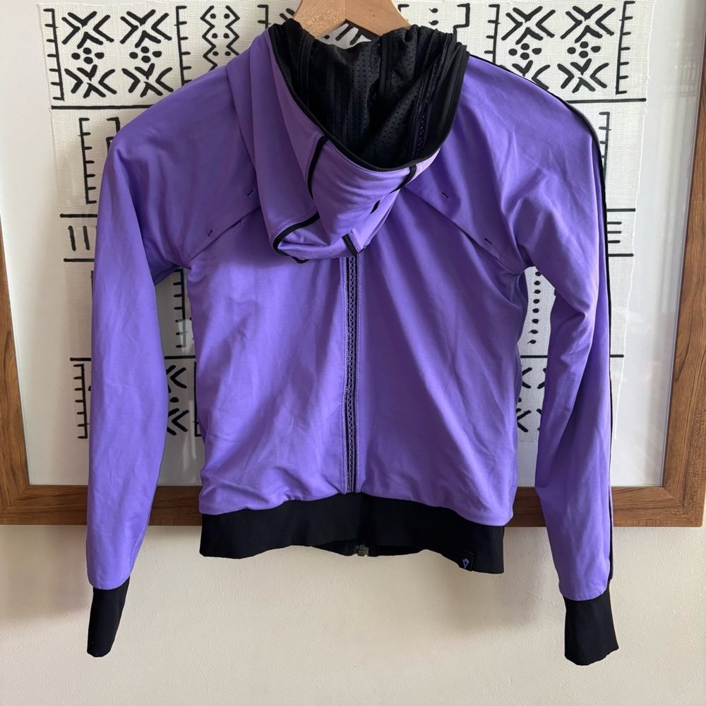 Ivivva‎ Jacket - Picture 6 of 11